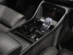 2023 Volvo XC40 Ultimate B5 Dark