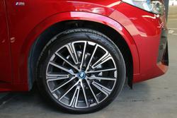 2024 BMW iX2 eDrive20 M Sport