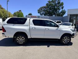 2016 Toyota Hilux SR5