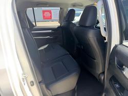 2016 Toyota Hilux SR5