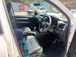 2016 Toyota Hilux SR5