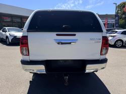 2016 Toyota Hilux SR5