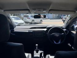 2016 Toyota Hilux SR5