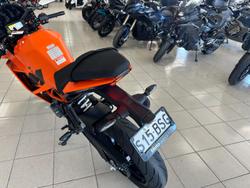 2022 KTM RC 390 RC Orange