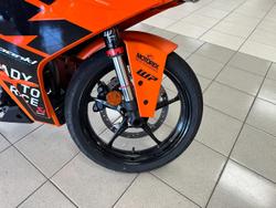 2022 KTM RC 390 RC Orange