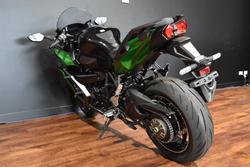 2025 Kawasaki NINJA H2 SX SE Green