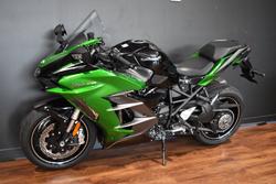 2025 Kawasaki NINJA H2 SX SE Green