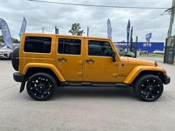 2014 JEEP WRANGLER UNLIMITED OVERLAND (4x4) JK MY13 Gold
