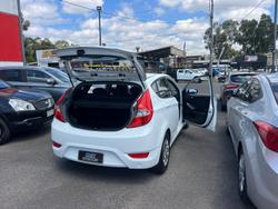 2015 Hyundai Accent Active