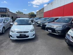 2015 Hyundai Accent Active