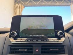 2025 Mitsubishi Triton GLX