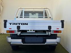 2025 Mitsubishi Triton GLX