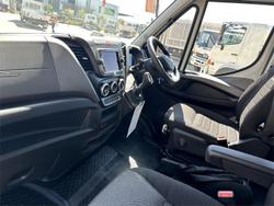 2023 Iveco Daily 70-180