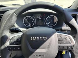 2023 Iveco Daily 70-180