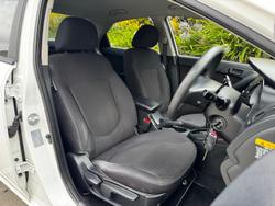 2010 Kia Cerato Si TD MY10 Clear White