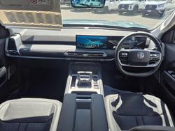 2025 MG MGU9 Explore Pro EKK1C MY25 4X4 Dual Range Highland Green