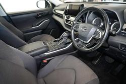 2024 Toyota Kluger GX