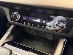 2024 Mitsubishi Outlander LS