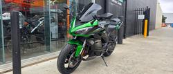 2022 Kawasaki NINJA 1000SX GREEN