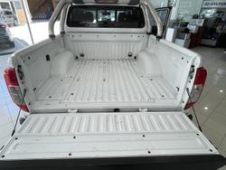 2020 Nissan Navara SL