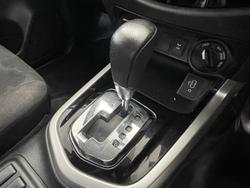 2020 Nissan Navara SL