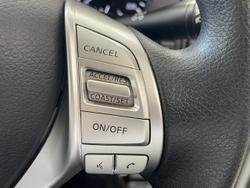 2020 Nissan Navara SL