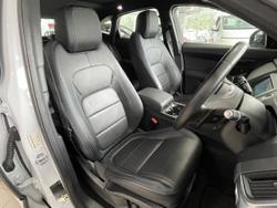 2020 Jaguar E-PACE D180 R-Dynamic SE