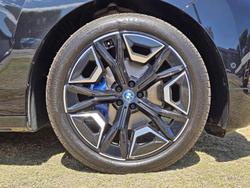 2023 BMW iX xDrive40 Sport I20 AWD Black Sapphire