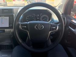 2023 Toyota Landcruiser Prado VX