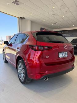 2022 Mazda CX-5 Akera