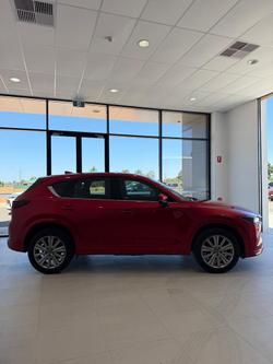 2022 Mazda CX-5 Akera