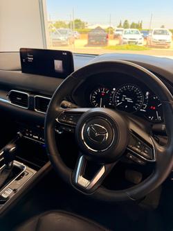 2022 Mazda CX-5 Akera