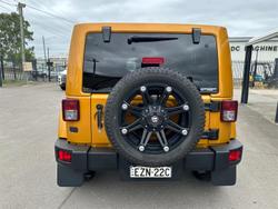 2013 Jeep Wrangler Unlimited Overland JK MY14 4X4 Crush