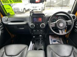 2013 Jeep Wrangler Unlimited Overland