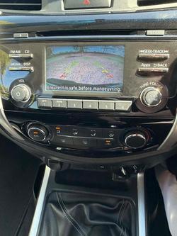 2015 Nissan Navara ST
