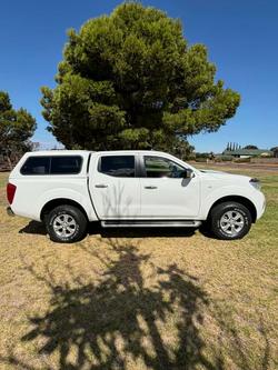 2015 Nissan Navara ST