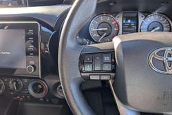 2021 Toyota Hilux SR