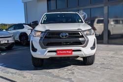 2021 Toyota Hilux SR