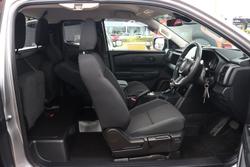 2025 Mitsubishi Triton GLX+