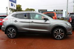 2016 Nissan QASHQAI Ti