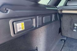 2025 Land Rover Range Rover Velar P250 Dynamic SE