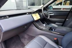 2025 Land Rover Range Rover Velar P250 Dynamic SE