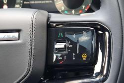 2025 Land Rover Range Rover Velar P250 Dynamic SE