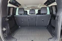 2025 Land Rover Defender 110 D250 S
