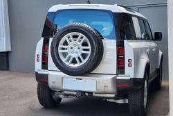 2025 Land Rover Defender 110 D250 S