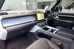 2025 Land Rover Defender 110 D250 S
