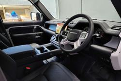 2025 Land Rover Defender 110 D250 S