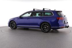 2023 Volkswagen Passat 206TSI R-Line
