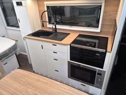 2026 On The Move Adventure 5.5