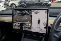 2022 Tesla Model 3 Rear-Wheel Drive